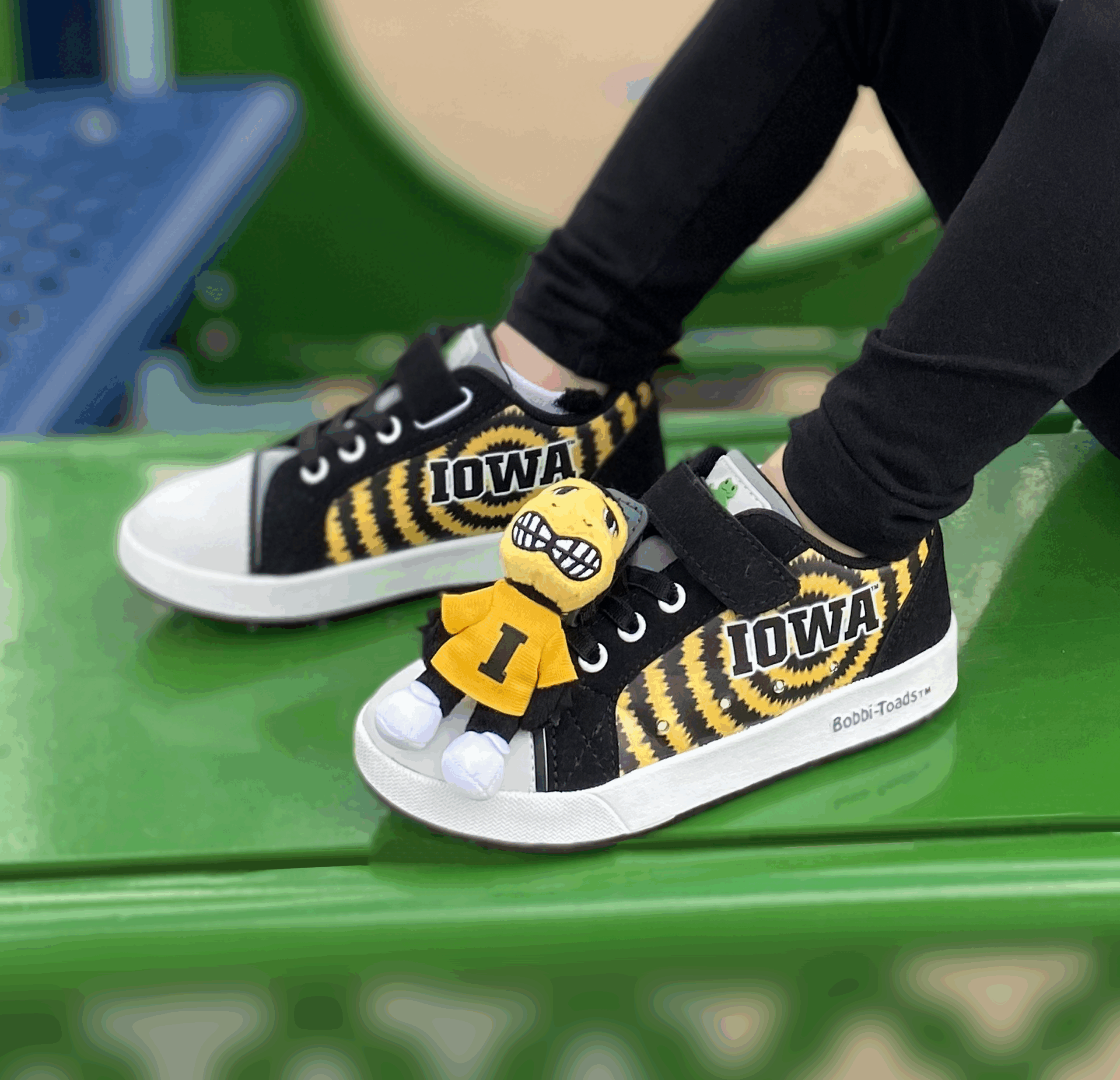 Univ. of Iowa Herky Bobbi-Dobbiez - Image 8